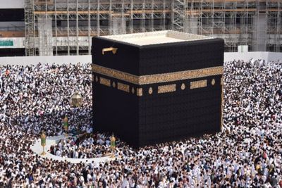 Arab Saudi Stop Layanan Umrah, Asosiasi Dorong untuk Jadwalkan Ulang