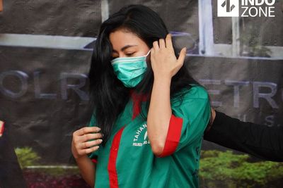 FOTO: Penampakan Artis Seksi Vitalia Shesya Jadi Tersangka Narkoba