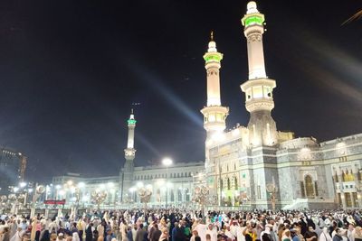 FOTO: Suasana Makkah Pasca Penangguhan Sementara Ibadah Umrah