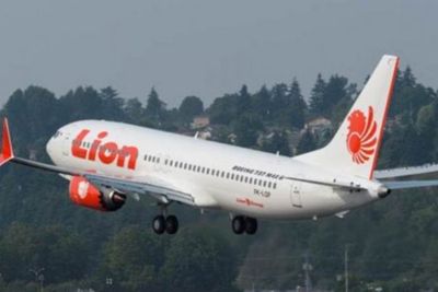Lion Air Resmi Stop Sementara Layanan Penerbangan Umroh