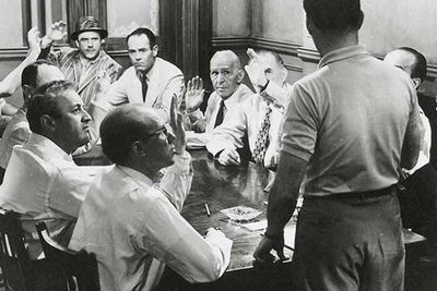 Film 12 Angry Men, Karya Seni Legendaris yang Digemari Hingga Sekarang