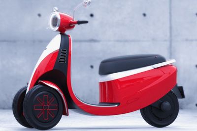 Yuk, Kenalan dengan Microletta, Skuter Listrik Dengan 3 Roda