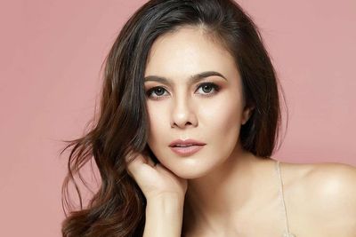 Intip Pesona Wulan Guritno dalam Sesi PhotoShoot, Selalu Memesona