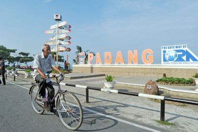 7 Spot Nongkrong Menarik di Padang saat Bareng Keluarga, Alah Rancak Bana!