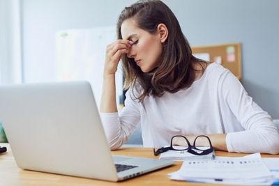 5 Tips Jitu Mengatasi Gangguan Kerja di Kantor