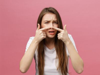 4 Alasan Mengapa Jerawat Muncul di Hidung dan Cara Mengatasinya