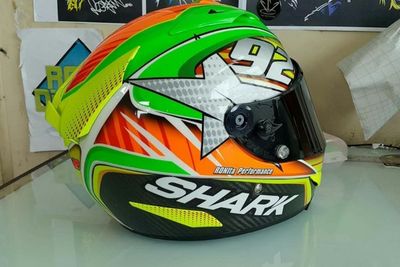 Jangan Sampai Salah, Ini Cara Merawat Helm Balap yang Benar