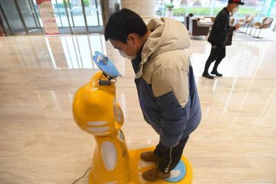 Bikin Takjub, Inovasi Robot Canggih untuk Cegah Virus Corona