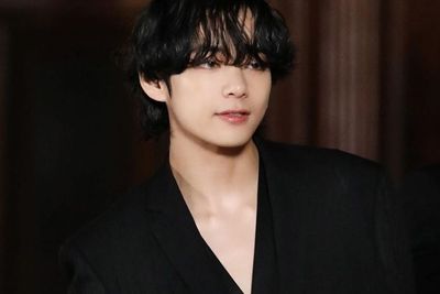 V BTS Sumbang Lagu Ciptaannya Untuk Serial Drama Itaewon Class