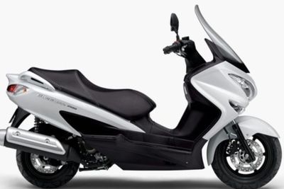 Suzuki akan Merilis Burgman 200 2020 Sebelum Disuntik Mati