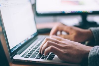 Pekerja Sektor Jasa Keuangan Juga Ikuti Kebijakan Work From Home