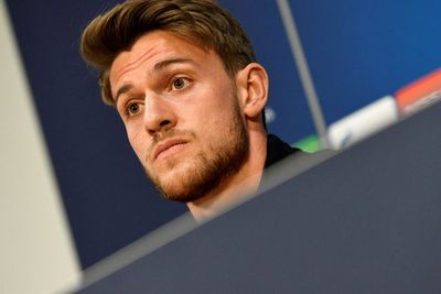 Cara Bek Juventus Mengusir Rasa Bosan Selama Diisolasi
