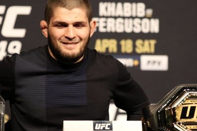 UFC Tunda 3 Jadwal Pertandingan, Termasuk Khabib Vs Tony?