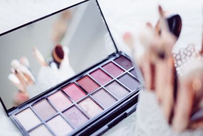 7 Langkah agar Make Up Steril dan Terhindar dari Virus Corona