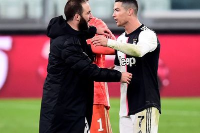 Kedapatan Berada di Bandara, Gonzalo Higuain Kabur dari Karantina?