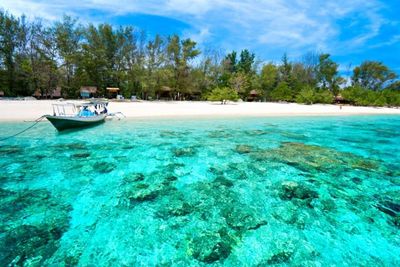Bukan Hanya Bali dan Lombok, Ini Pantai di Indonesia yang Panoramanya Bikin Kangen