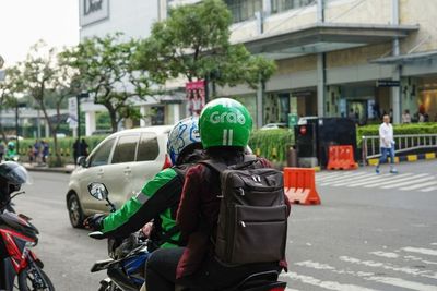 Supir Taksi Online Ini Menyurati Jokowi Karena Sepi Orderan Akibat Corona
