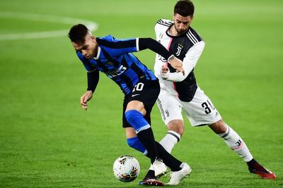 Mengapa Barcelona Begitu Ngotot Datangkan Lautaro Martinez?