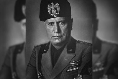 Biografi Benito Mussolini, Diktator dari Italia