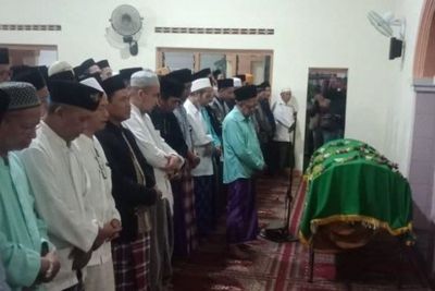 Niat, Doa, dan Tata Cara Salat Jenazah Lengkap