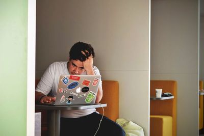 Sudah Apply Kerja Tapi Belum Dipanggil? Ini Pentingnya Follow Up ke HR