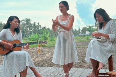 VIDEO: Daramuda Rilis Tiga Video Single Sekaligus dari Mini Album Pertigaan