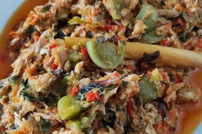 Makan Lahap Sekeluarga, Tongkol Suwir Pedas Juaranya