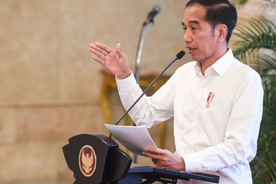 Nasib THR dan Gaji ke-13 PNS di Tangan Jokowi