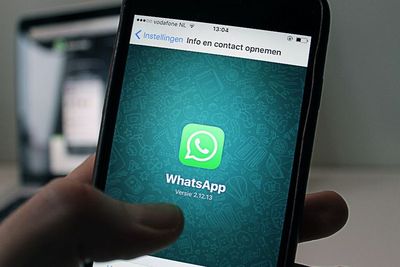 Cegah Informasi Hoaks Corona, WhatsApp Batasi Pesan Forward Cuma untuk 1 Orang