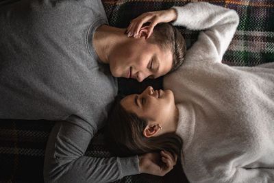 Berikut Tips Foreplay yang Harus Kamu Coba Sebelum Bercinta Malam Ini