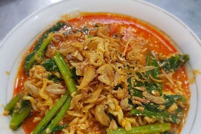Meski Physical Distancing, Mi Instan Rebus Warkop Tetap Bisa Kamu Santap Sepuasnya