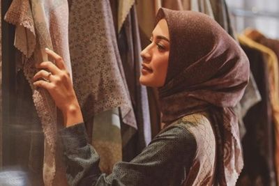 Cara Merawat Busana Muslim agar Tidak Bau Apek dan Tahan Lama