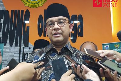 Anies Ancam Cabut Izin Perusahaan yang Minta Karyawan Bekerja di Kantor saat PSBB