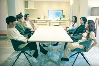 Reality Show Terrace House Tunda Produksi Terkait Virus Corona