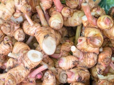 Selain Bantu Turunkan Kadar Kolesterol, Ini 6 Manfaat Lain Lengkuas bagi Kesehatan