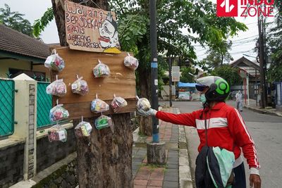 FOTO: Aksi Kebaikan di Tengah Pandemi Virus Corona