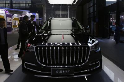 Mobil Ikonis Tiongkok FAW Hongqi Membangun Pabrik NEV di Changchun, Tiongkok