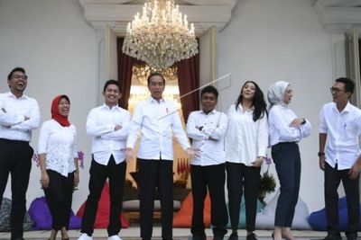Berpotensi Jadi Bibit Korupsi, Stafsus Andi Taufan dan Belva Devara Diminta Mundur