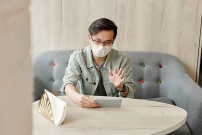 Tak Tahan Ingin ke Luar Rumah? Atasi dengan Cara Ini