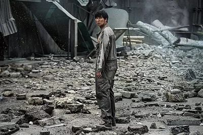 Sinopsis Film Pandora - 2016 , Tragedi Gempa Bumi dan Ledakan Nuklir