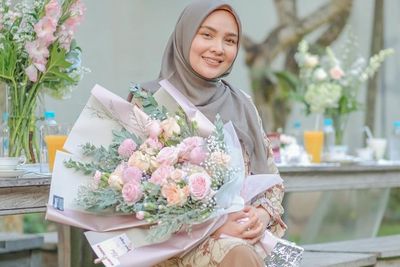 Ria Miranda Kembali Ulurkan Bantuan Survival Kit dan Masker Eco-Friendly