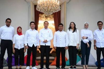 Belva dan Andi Taufan Mundur, Staf Khusus Presiden Perlu Dibubarkan?