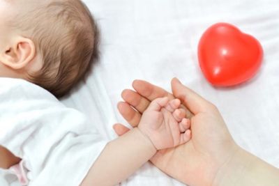 Di Tengah Pandemi Corona, Bayi Tetap Harus Dapat Imunisasi Dasar Lengkap