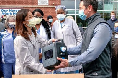 Ventilator Buatan General Motors Mulai Dikirim ke Rumah Sakit yang Membutuhkan