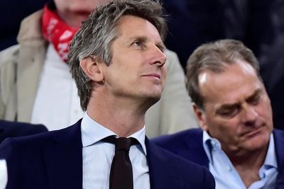 Edwin van der Sar Blak-blakan soal Masalah Kesehatannya yang Membuatnya Mundur dari Jajaran Petinggi Ajax