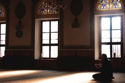 7 Waktu Mustajab Berdoa di Bulan Ramadan, Menurut Alquran dan Hadits