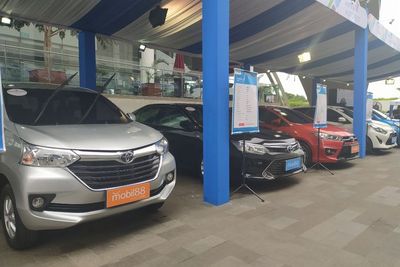 5 Penyebab Harga Mobil Bekas Turun Drastis Meskipun Kondisinya Memuaskan, Wajib Kamu Perhatikan!