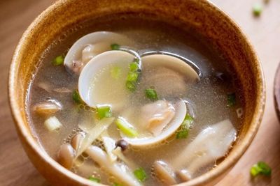 Sahur dengan Menu Praktis, Begini Resep Miso Soup yang Bisa Kamu Coba
