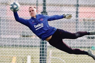 Diisukan Pindah, Marc-Andre ter Stegen: Saya Bahagia di Barcelona