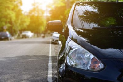 5 Hal yang Perlu Anda Perhatikan saat Mobil Terparkir di Rumah